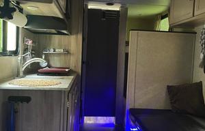 *Delivery Only* 2020 Coachmen RV   Catalina Summit