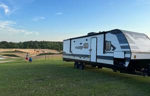 2022 CrossRoads RV Zinger Lite ZR270BH