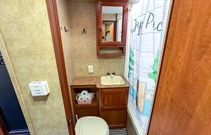 The Perfect Getaway Trailer, Clean & Fully Loaded!