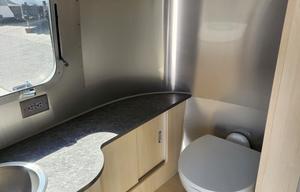 2022 Airstream RV Flying Cloud 23FB