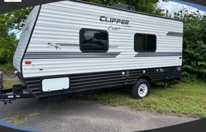 2019 Coachmen RV Clipper Cadet 17CFQ