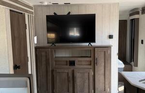 2022 Wildwood X-Lite 240BHXL RV rental photo 5