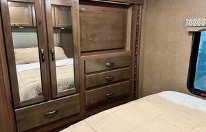 2017 Thor Motor Coach Freedom Elite 30FE