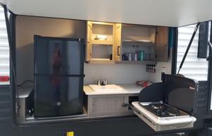 2021 Keystone Hideout LHS 318BR