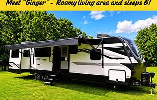 Meet "Ginger" Sleeps 6 Comfortably!