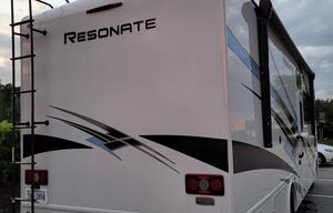 2024 Thor Motor Coach Resonate 29D RV rental photo 4