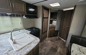Couples Dream! 2019 Keystone Passport with extras!
