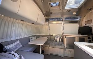 Airstream Globetrotter 27FB