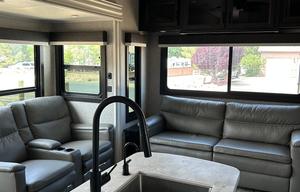 Desert Dream Getaway - 2022 Jayco Eagle 355MBQS