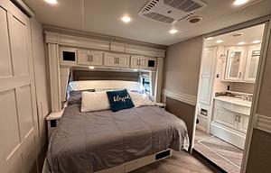 2021 Diesel, Bunks, 2 Full Baths