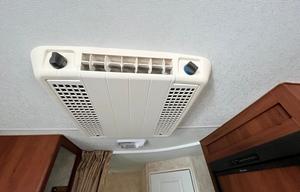 2011 Eclipse Milan T18FBSG RV rental photo 3