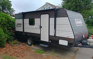 2021 Dutchmen RV Coleman Lantern LT Series 17B RV rental photo 1