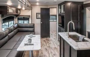 2022 Venture RV SportTrek ST327VIK RV rental photo 25
