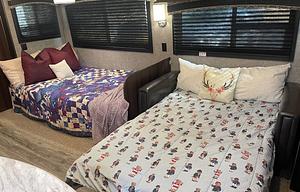 Goin’ Big Triple Slide Bunk House