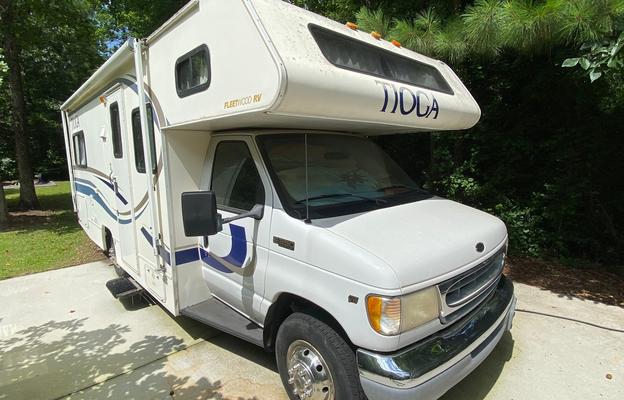 2001 Fleetwood RV Tioga DSL 24D