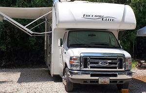 Thor Motor Coach Freedom Elite 22FE