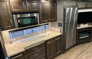 2019 Tiffin Open Road Allegro 36UA - Sleeps 9