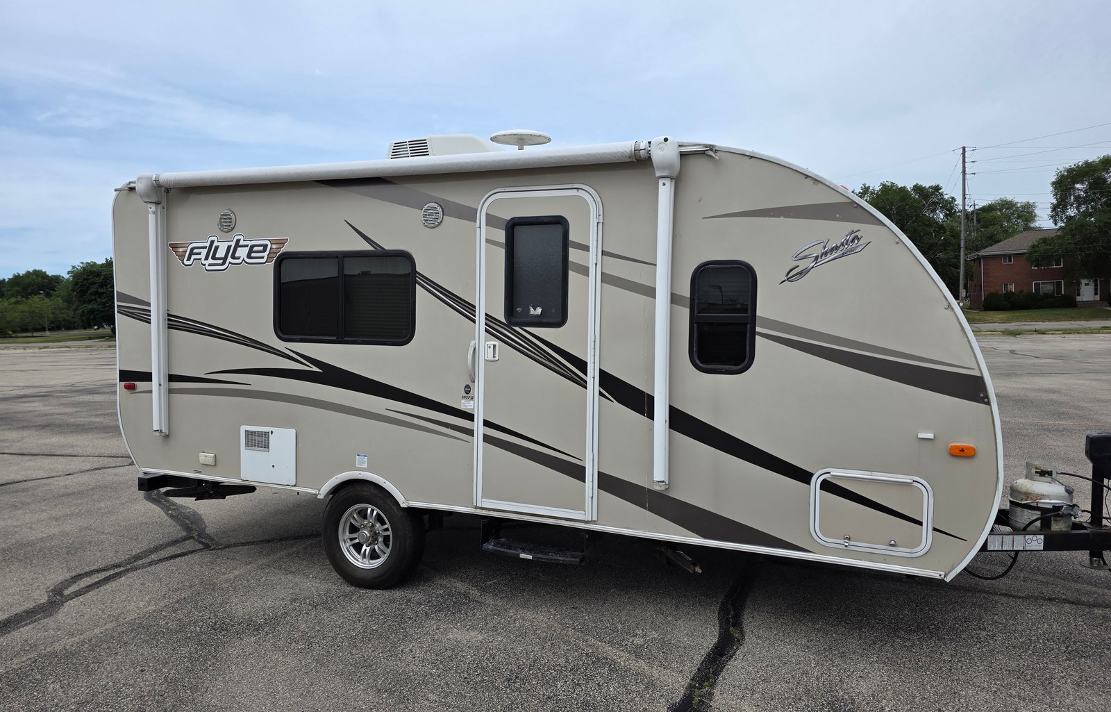 2016 Shasta Rvs Flyte 185FQ