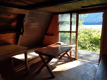 Kook Lake Cabin10