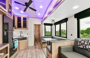 Cherokee Arctic Wolf | Luxury 5th Wheel Bunkhouse
