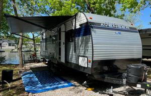 2022 Prime Time RV Avenger 26DBSLE