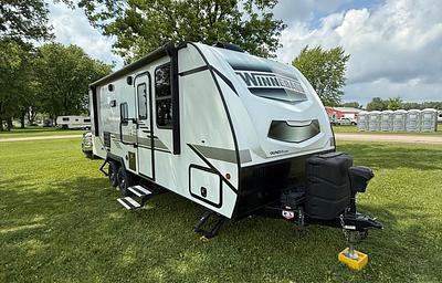 2021 Winnebago Minnie Winnie 2306bhs RV rental photo 3
