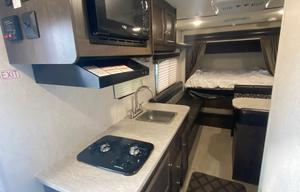 2018 Starcraft Launch Outfitter 7 19BHS