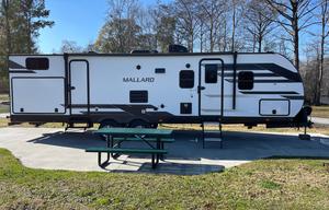 TROPICAL ESCAPE BUNKHOUSE *FREE DELIVERY/SETUP*