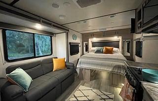The Honeycomb Hut - Sleeps 3