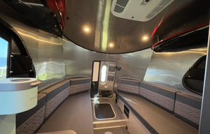 Premium Glamping Airstream Basecamp 20X