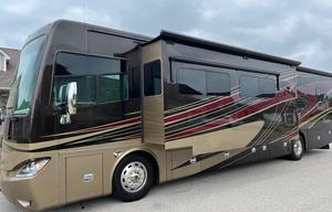 2014 Tiffin Phaeton 40QKH Bunkhouse