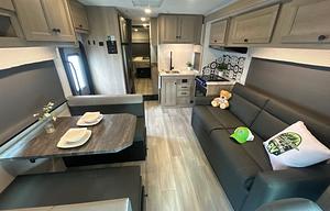 S17 -2027 Sunseeker 3250 Bunkhouse