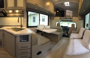 2026 Thor Coleman 28EZF with Camping Essentials