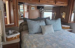 Bruce and Joy's Cozy Cruiser, Allegro Bay Pusher