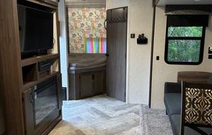 2021 Winnebago Industries Towables Voyage 3033BH RV rental photo 14