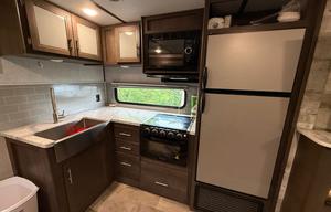 2021 Dutchmen RV Coleman Light 2835BH RV rental photo 12