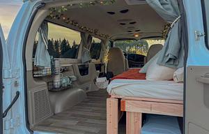 Rainforest Roamer - Cozy Cabin On Wheels