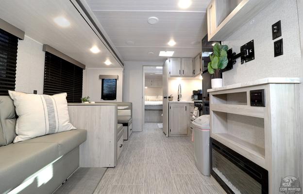 Say hello to "Compassion"! 2023 Silver Lake 31KBH