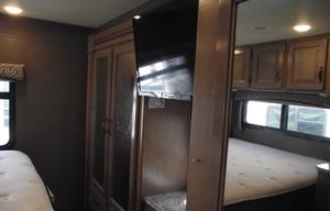 2019 Thor Motor Coach Chateau 31W