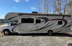 2017 Thor Motor Coach Chateau 31 W RV rental photo 3