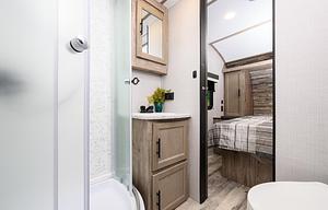 2023 Gulf Stream RV Conquest Ultra-Lite 236RL RV rental photo 8