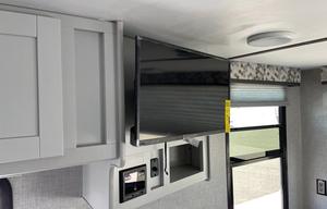 Caravan of Dreams - Livin' Life!!