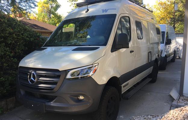 2022 Winnebago Revel 44E