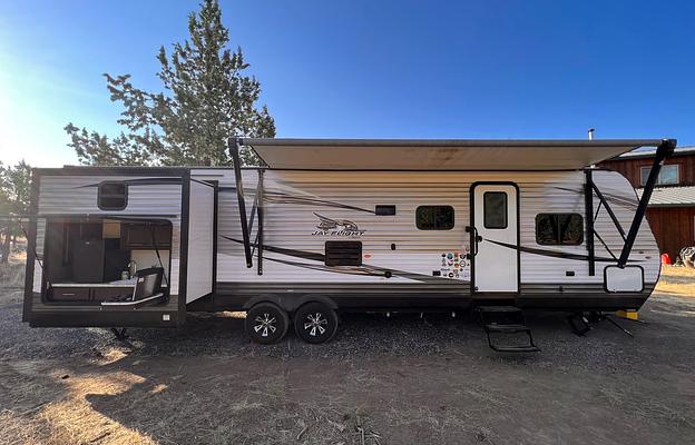 Goin’ Big Triple Slide Bunk House