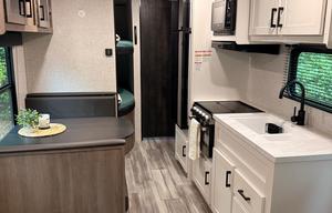 2024 Jay Flight | Sleeps 8 | Delivery Available