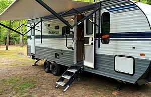 2021 Gulf Stream RV Enlighten 27bhs