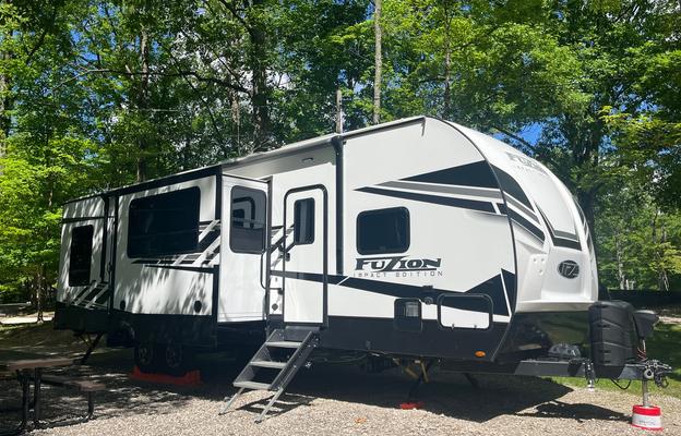 Odyssey RV Rentals 2022 Fuzion Impact Edition 330