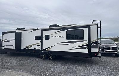 Keystone RV Outback 341RD, Luxurious camping!