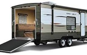 2016 Forester  Grey wolf Toy Hauler 26 ft No slide