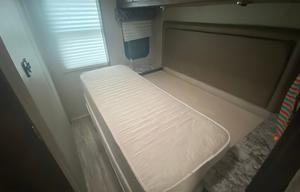 2019 Redhawk 22J RV rental photo 4